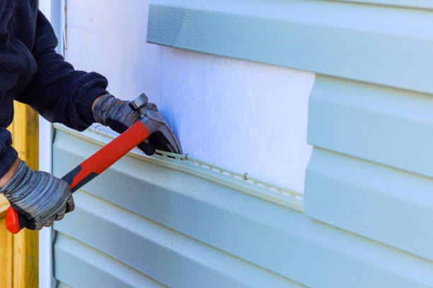 Reliable Emergency Siding Repair contractor in Warren, OH by Squared Siding